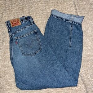 Levi’s Cinch Waist Barrel Jeans